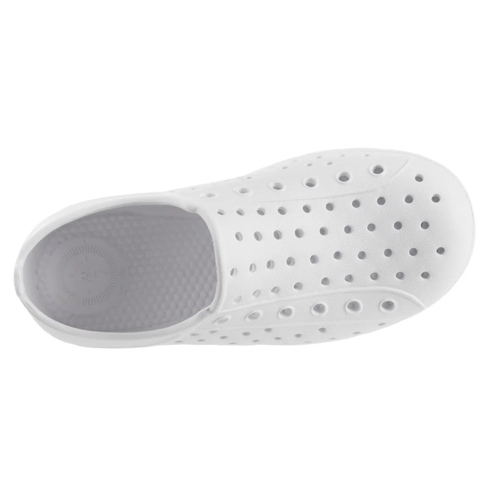 Kids Eyelet Sneaker - Image 3